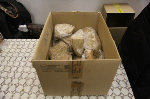 В Богоявленском мужском монастыре, в Неделю о блудном сыне , состоялась очередная благотворительная раздача хлеба и пряников.