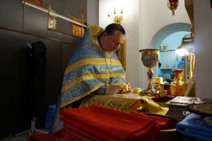 В праздник Покрова Пресвятой Богородицы Игумен Нестор (Болков) совершил Божественную Литургию.