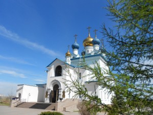 Богоявленский  мужской монастырь г. Челябинска примет на постоянную работу: РЕГЕНТА,певчих для работы на клиросе.