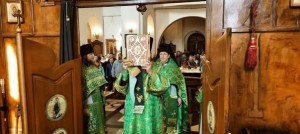 Игумен Нестор(Болков ) в Вербное воскресенье совершил Божественную Литургию в Богоявленском мужском монастыре.