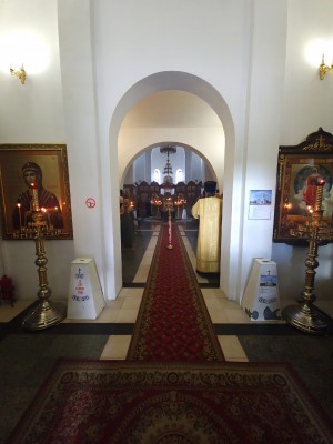 28 июня 2025 года, в канун Недели 3-ой по Пятидесятнице, перенесение мощей свт. Феофана, Затворника Вышенского, Игумен Нестор (Болков) совершил всенощное бдение с литией в Богоявленском епархиальном мужском монастыре города Челябинска.