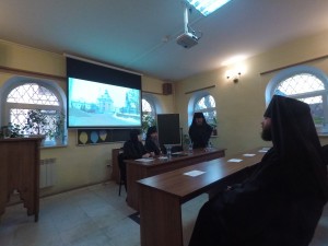 Круглый стол монашествующих...