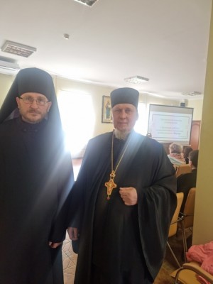  Настоятель Богоявленского мужского монастыря города Челябинска Игумен Нестор (Болков ) с братией обители приняли участие в семинаре «Помощь созависимым людям»