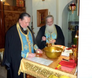 В Богоявленском епархиальном мужском монастыре Игумен Нестор (Болков ) совершил Всенощное бдение с литией.