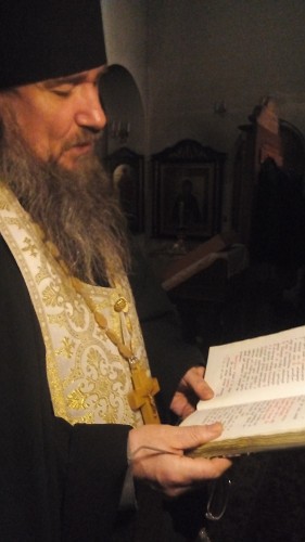 Полунощница