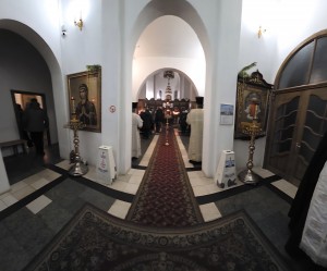 В Богоявленском мужском монастыре совершили великое повечерие с литией и утреню с полиелеем в Богоявленском мужском монастыре.