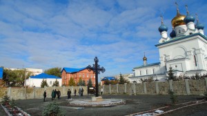 УСТАНОВКА ПОКЛОННОГО КРЕСТА В БОГОЯВЛЕНСКОМ МОНАСТЫРЕ