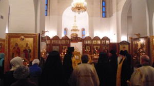 Вечернее субботнее и утреннее воскресное Богослужение в храме монастыря 28-29.10.2017