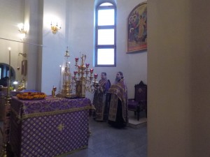 Всемирное Воздви́жение Честно́го и Животворящего Креста Господня.