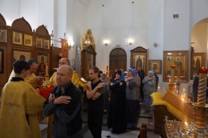 В Богоявленском епархиальном мужском монастыре города Челябинска совершили Божественную Литургию., 