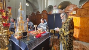 1 марта, в среду 1-й седмицы Великого поста,игумен Нестор(Болков) с клириками святой обители, совершил первую в этот Великий пост Литургию Преждеосвященных Даров в Богоявленском мужском монастыре г.Челябинска., 