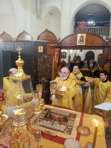 4 января 2026 года Игумен Нестор (Болков ) возглавил Воскресную Божественную Литургию в Богоявленском епархиальном мужском монастыре., 