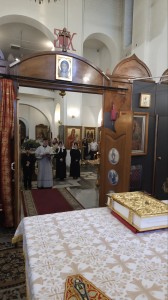 В Богоявленском епархиальном мужском монастыре Игумен Нестор (Болков ) возглавил Божественную Литургию в соединение с Великой вечерней(с чтением 8-ми паремий), Навечерие Рождества Христова (Рождественский сочельник)., 