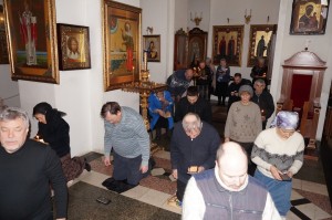 24 февраля 2026 года, во второй день Великого поста, игумен Нестор(Болков) с братией святой обители совершил великое повечерие с чтением Великого покаянного канона преподобного Андрея Критского в Богоявленском мужском монастыре г. Челябинска., 