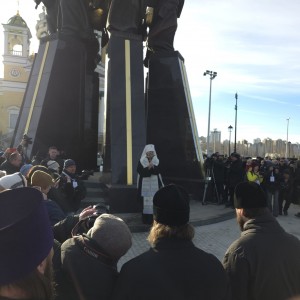 Настоятель Богоявленского  мужского монастыря Игумен Нестор (Болков) принял участие в Божественной Литургии в кафедральном Соборе Рождества Христова , посвященная празднику Собора Архистратига Михаила и прочих Небесных Сил бесплотных., 