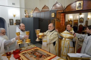 В Богоявленском  мужском монастыре  Игумен Нестор (Болков ) возглавил Божественную Литургию в Богоявленском мужском монастыре города Челябинска., 