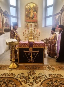 В канун Недели 4-й Великого поста игумен Нестор (Болков) совершил всенощное бдение в Богоявленском мужском монастыре., 