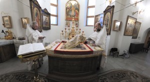 В Крещенский Сочельник Игумен Нестор (Болков ) возглавил Божественную Литургию в Богоявленском мужском монастыре., 