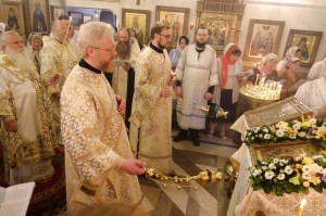 Настоятель Богоявленского епархиального мужского монастыря Игумен Нестор (Болков) принял участие в богослужение в храме иконы Божией Матери «Всех скорбящих Радость» Челябинского Одигитриевского женского монастыря., 