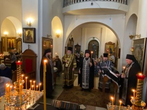В Богоявленском епархиальном мужском монастыре  прочитали 4-ю часть ВЕЛИКОГО ПОКАЯННОГО КАНОНА ПРП. АНДРЕЯ КРИТСКОГО., 
