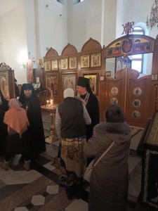 В Богоявленском мужском монастыре города Челябинска совершили вечерню с чином прощения., 