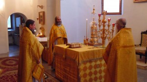 Богослужения в храме монастыря 21 и 22 октября 2017, 