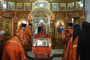 В ночь с 8 на 9 мая 2024 года Пасхальную ночную Божественную Литургию Светлой седмицы совершил митрополит Челябинский и Миасский Алексий в храме Всех святых поселка Тарасовка., 