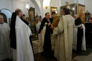 В Богоявленском епархиальном мужском монастыре Игумен Нестор (Болков ) возглавил Всенощное бдение с литией., 