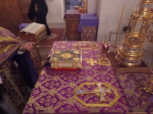 Всемирное Воздви́жение Честно́го и Животворящего Креста Господня., 