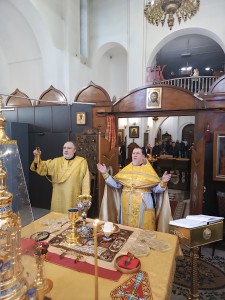 В Богоявленском епархиальном мужском монастыре города Челябинска совершили Божественную Литургию., 