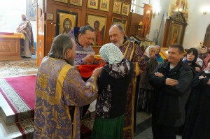 В праздник Воздвижения Креста Господня Игумен Нестор (Болков) совершил Божественную Литургию ., 