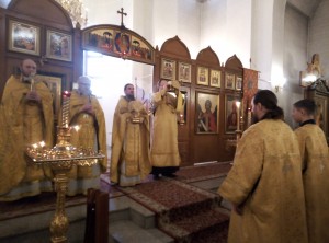 Божественная Литургия 05.01.2019, 