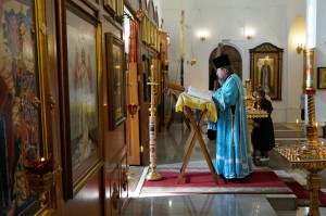 В Богоявленском епархиальном мужском монастыре города Челябинска совершили Божественную Литургию., 