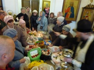 ОСВЯЩЕНИЕ ПАСХАЛЬНЫХ ЯИЦ, КУЛИЧЕЙ, ПАСОХ В БОГОЯВЛЕНСКОМ МУЖСКОМ МОНАСТЫРЕ Г. ЧЕЛЯБИНСК, 
