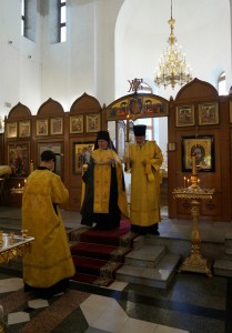 28 июня 2025 года, в канун Недели 3-ой по Пятидесятнице, перенесение мощей свт. Феофана, Затворника Вышенского, Игумен Нестор (Болков) совершил всенощное бдение с литией в Богоявленском епархиальном мужском монастыре города Челябинска., 