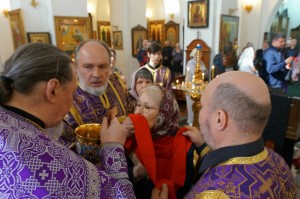 Игумен Нестор (Болков ) в Великий Четверг совершил Литургию в Богоявленском мужском монастыре города Челябинска ., 