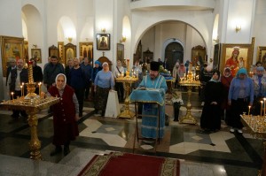 Игумен Нестор (Болков ) совершил Божественную Литургию в Богоявленском епархиальном мужском монастыре города Челябинска., 