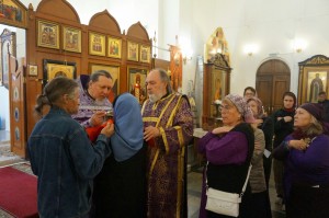 В Богоявленском епархиальном мужском монастыре города Челябинска совершили Божественную Литургию., 