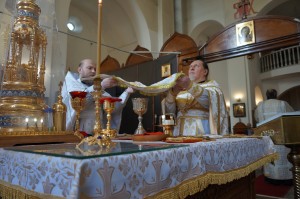 В Богоявленском епархиальном мужском монастыре города Челябинска совершили Божественную Литургию., 