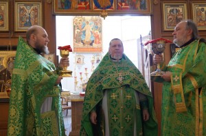 8 июня 2025 года, в день Святой Троицы, Игумен Нестор (Болков ) совершил Божественную Литургию в Богоявленском епархиальном мужском монастыре города Челябинска., 