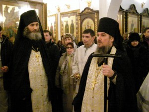 Вечернее субботнее и утреннее воскресное Богослужение в храме монастыря 07.01.2018, 