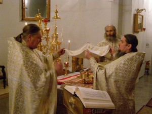 Вечернее субботнее и утреннее воскресное Богослужение в храме монастыря 07.01.2018, 