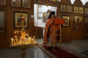 В Светлое Христово Воскресение Игумен Нестор (Болков ) совершил Литургию в Богоявленском мужском монастыре., 