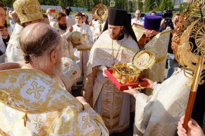 Настоятель Богоявленского епархиального мужского монастыря Игумен Нестор (Болков)принял участие в Божественной Литургии в кафедральном соборе Рождества Христова., 
