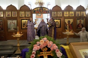 В Богоявленском епархиальном мужском монастыре города Челябинска совершили Божественную Литургию., 