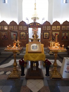 В Богоявленском епархиальном мужском монастыре города Челябинска совершили всенощное бдение с литией., 