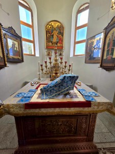 28 августа 2025 года, в двунадесятый праздник Успения Пресвятой Владычицы нашей Богородицы и Приснодевы Марии, Игумен Нестор (Болков ) совершил Божественную Литургию в Богоявленском епархиальном мужском монастыре города Челябинска., 