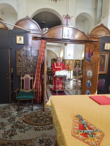 В Богоявленском епархиальном мужском монастыре города Челябинска совершили Божественную Литургию., 