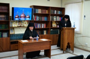 25 июня 2025 года в Богоявленском епархиальном мужском монастыре прошло совещание с помощниками благочинных и помощниками настоятелей по социальному служению, по религиозному образованию и катехизации, по молодёжной работе, по миссионерскому служению Мона, 