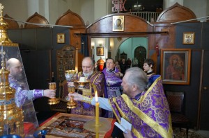 Игумен Нестор (Болков ) в Великий Четверг совершил Литургию в Богоявленском мужском монастыре города Челябинска ., 